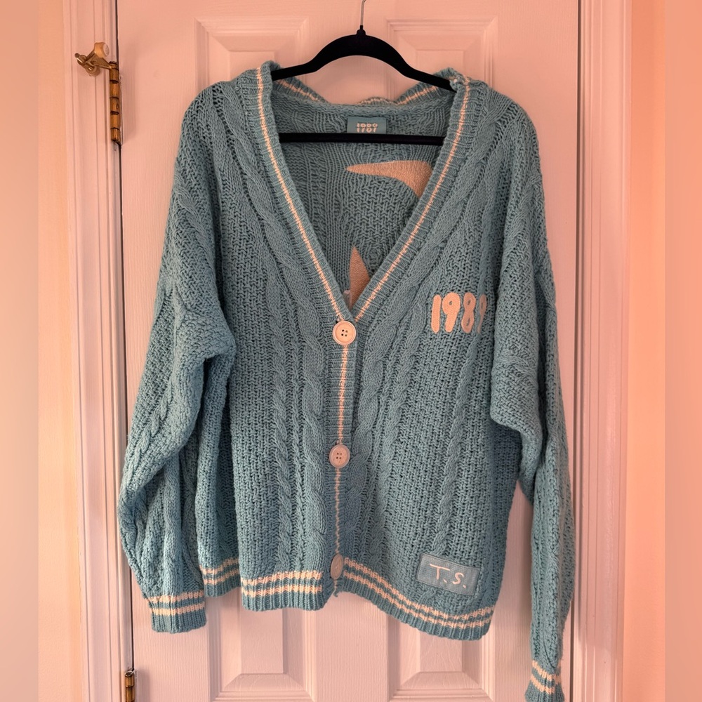 Taylor Swift 1989 Taylor’s Version Cardigan Sweater Women’s MD/LG - Picture 7 of 15